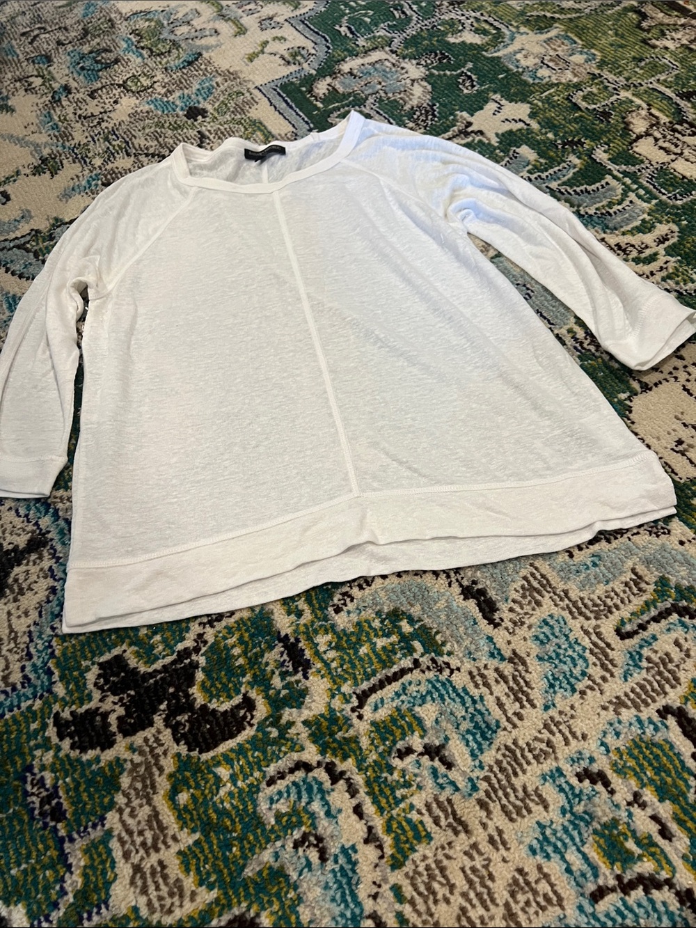 Banana Republic White Lightweight Long Sleeve Top